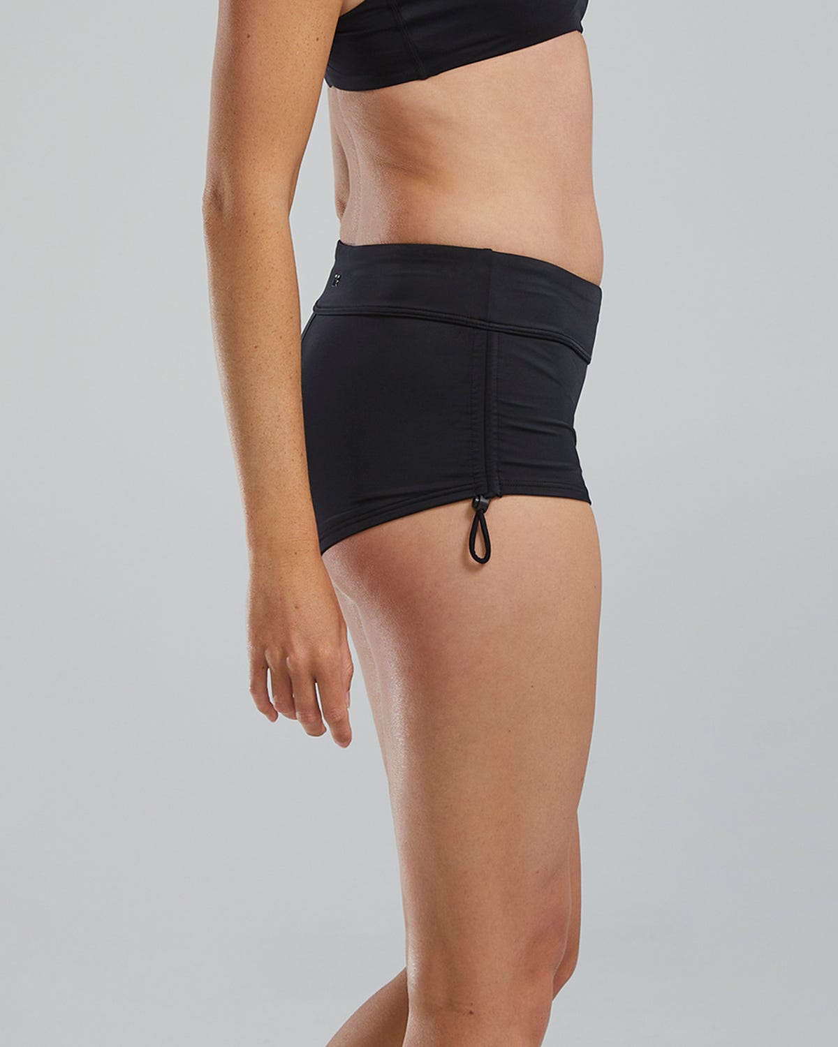 Product image for 001 Black