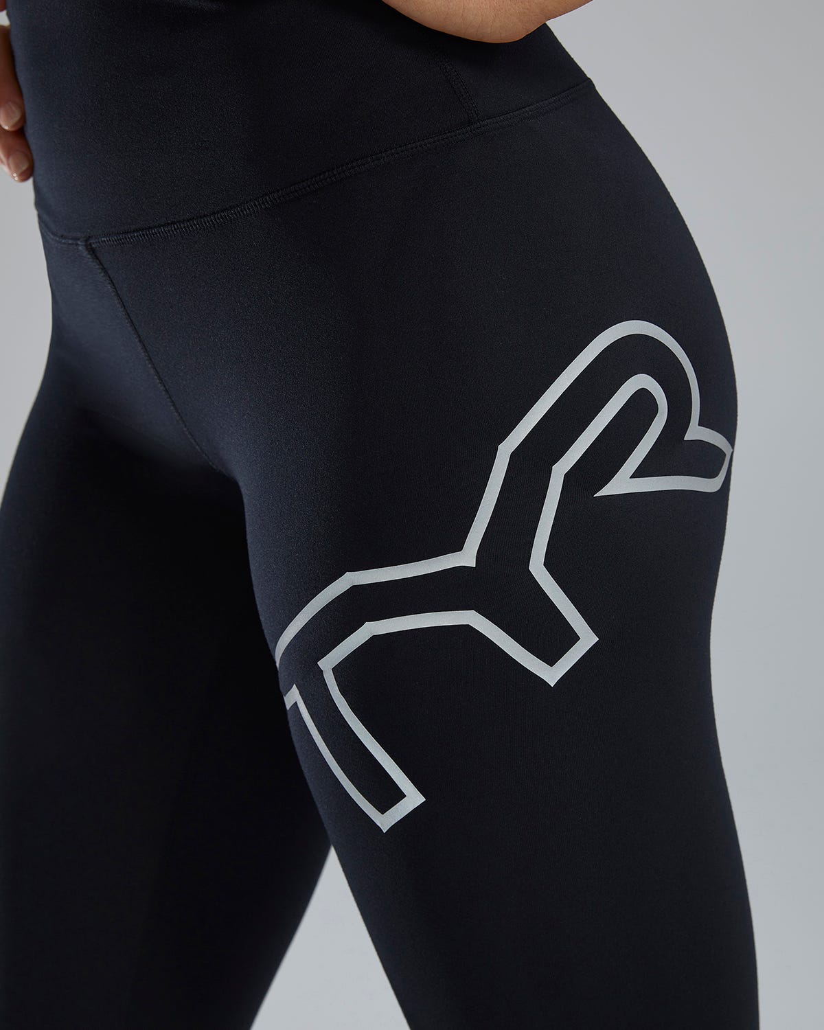 Product image for 001 Black