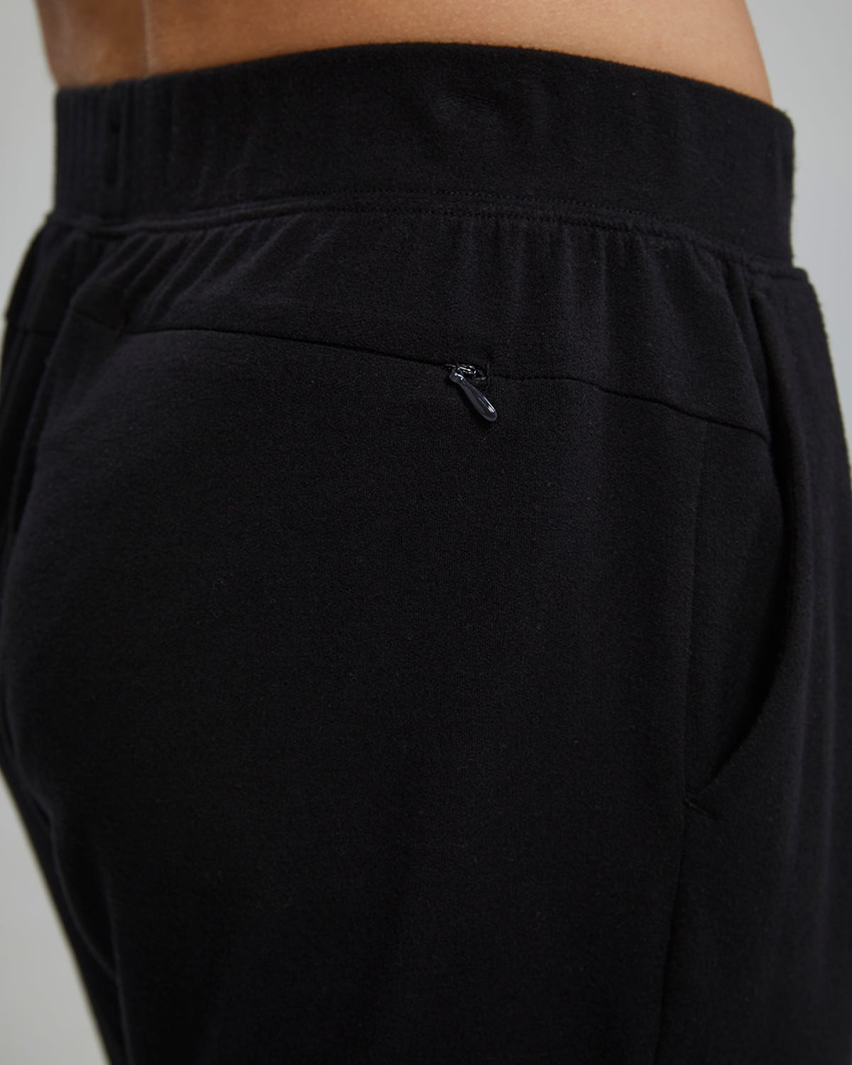 Product image for 001 Black