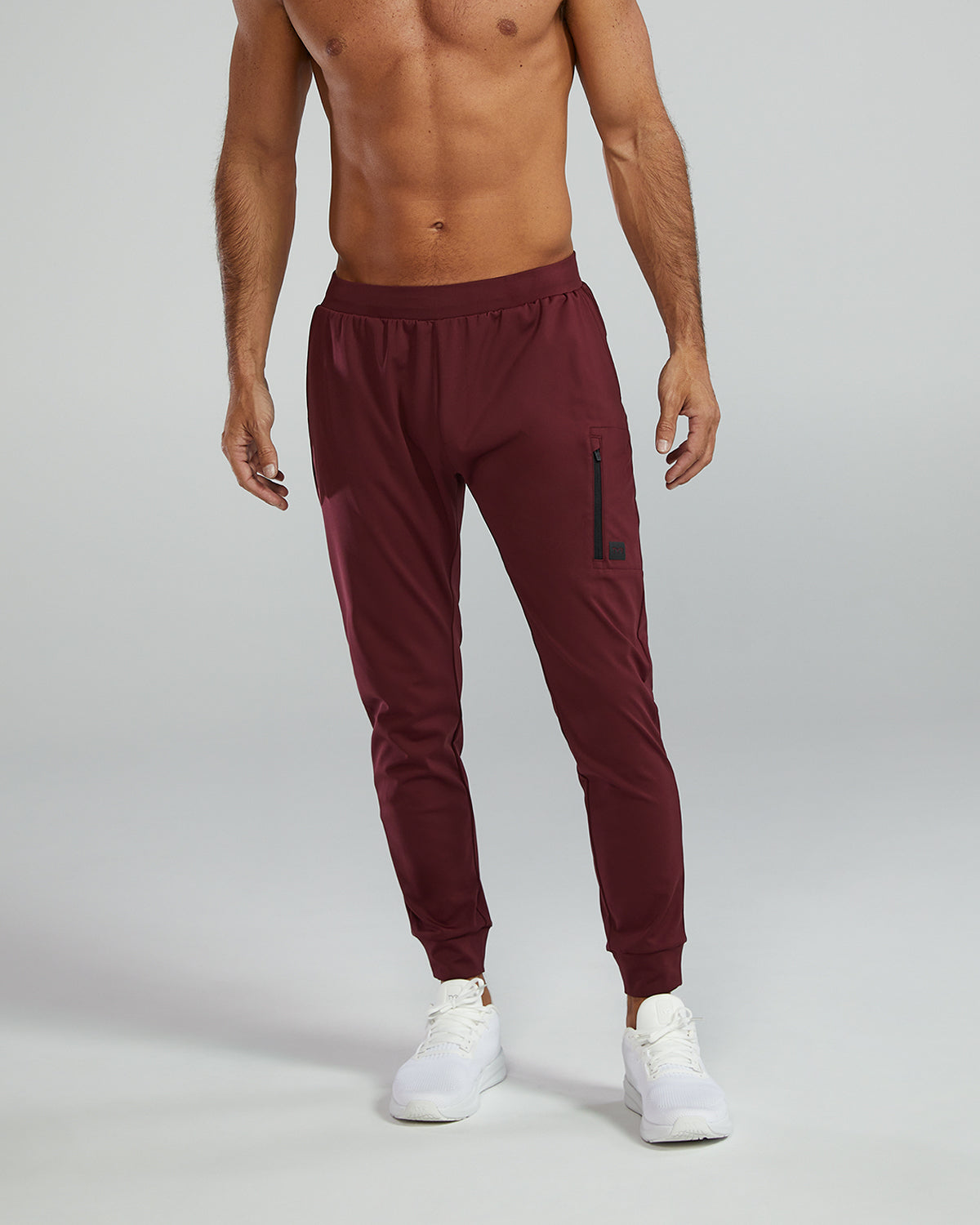 TYR Elevation Men's Tech Jogger - Solid