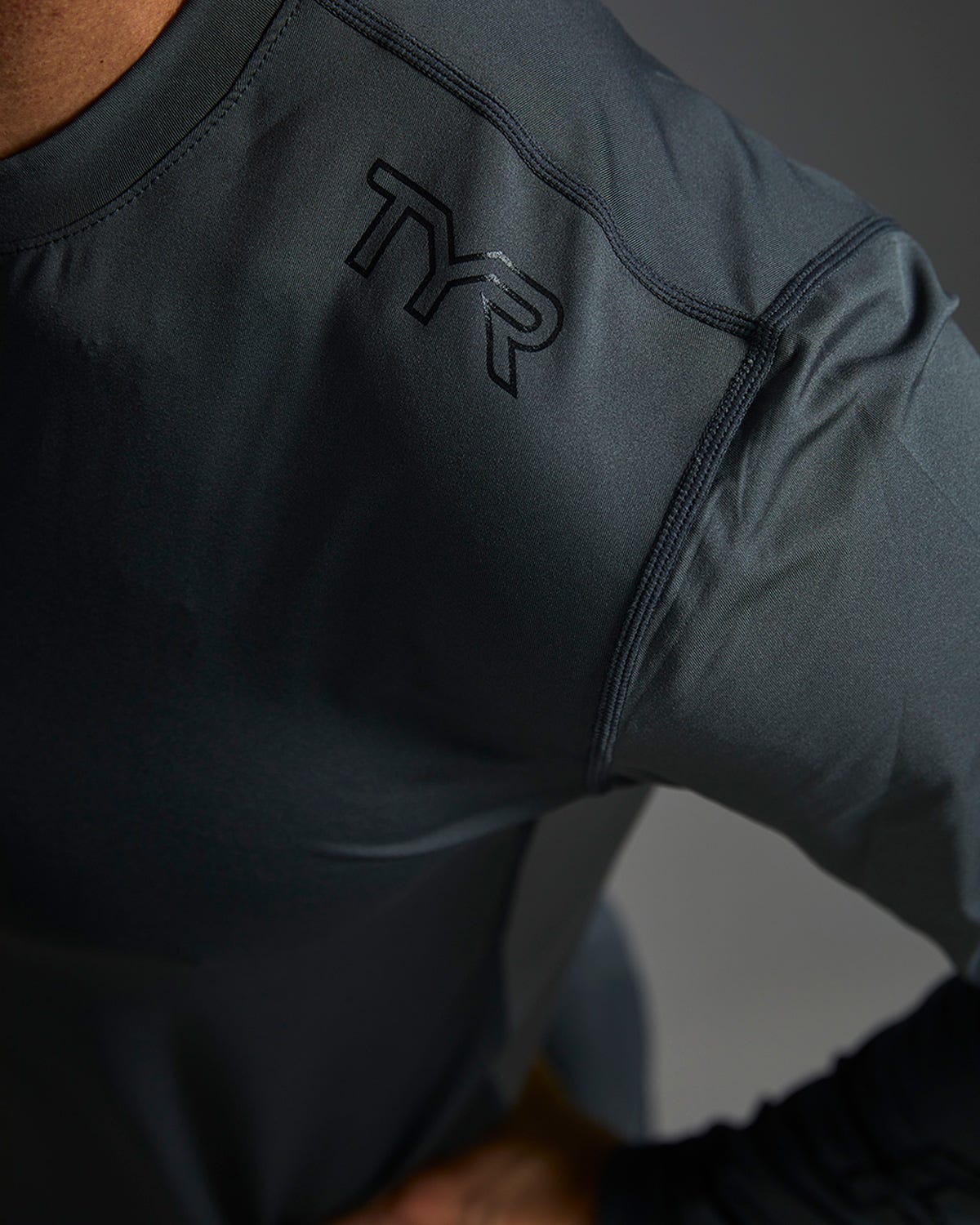 Product image for 927 Dark Shadow