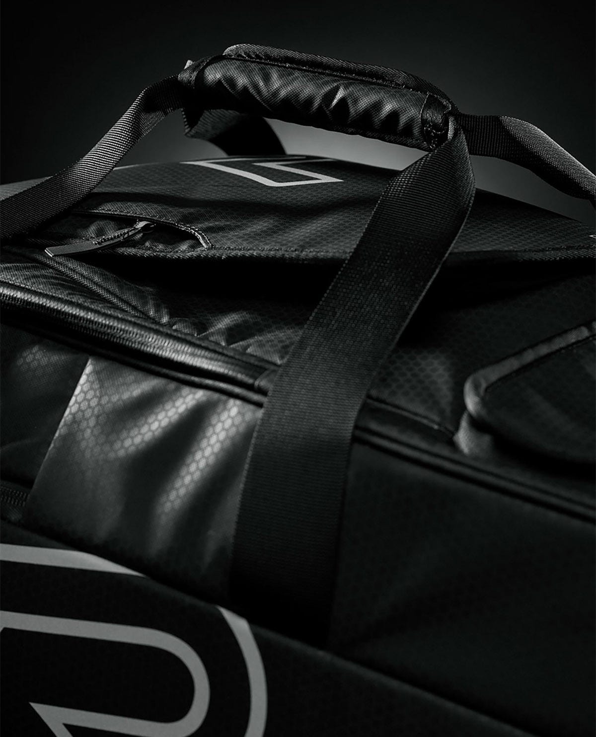 Product image for 001 Black