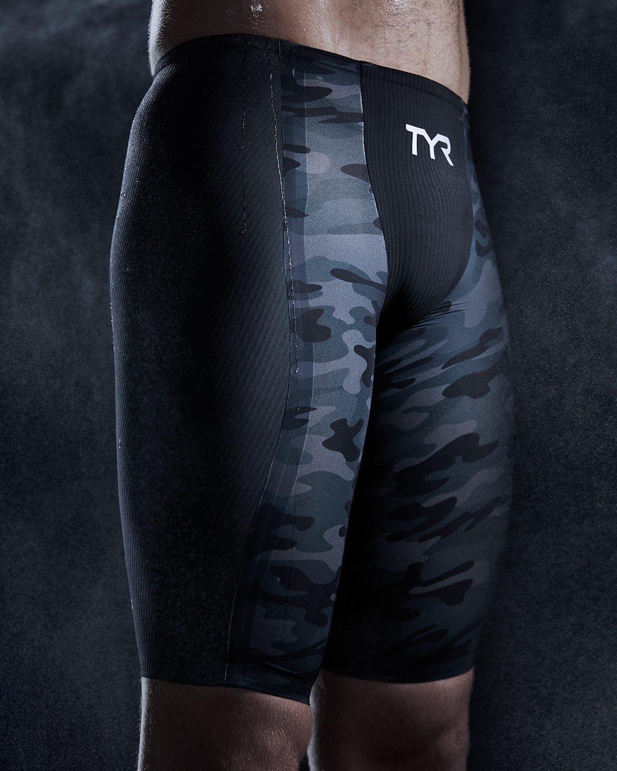 Product image for 001 Black