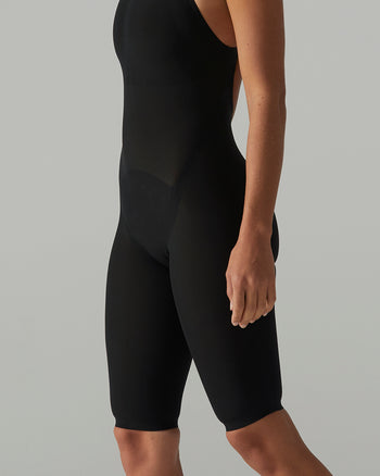 ::001 Black