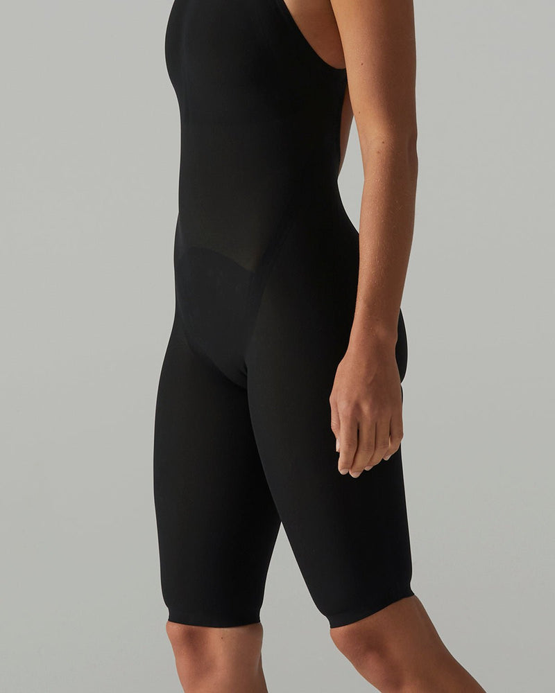 ::001 Black