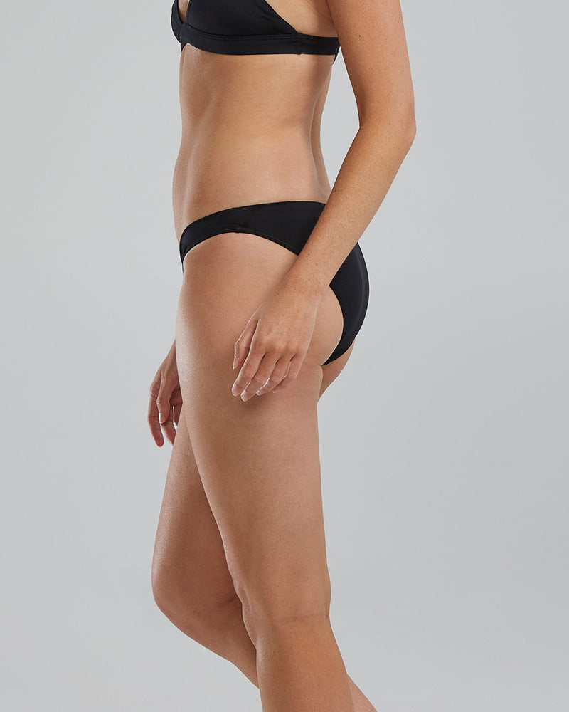::001 Black