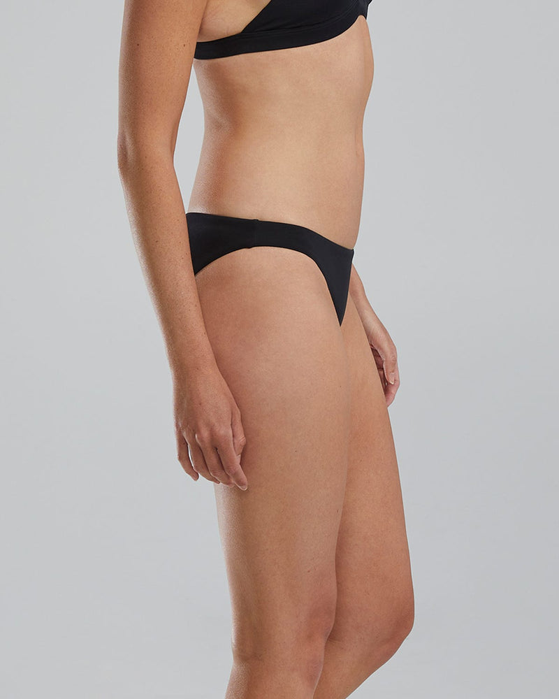 ::001 Black
