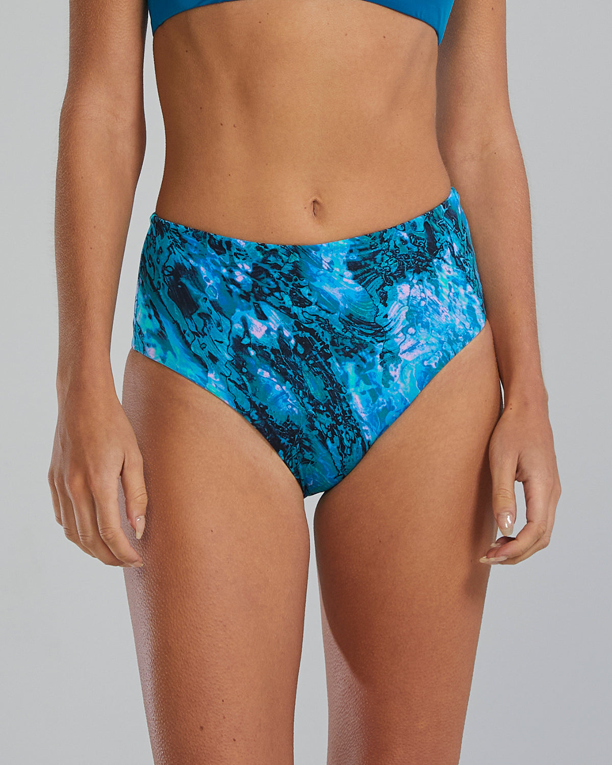 ::487 Blue/Green