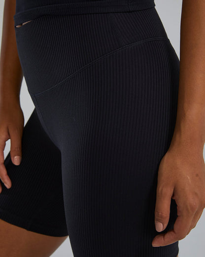 Product image for 001 Black