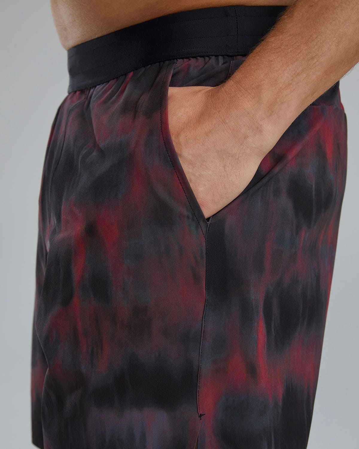 Product image for 063 Black/Burgundy