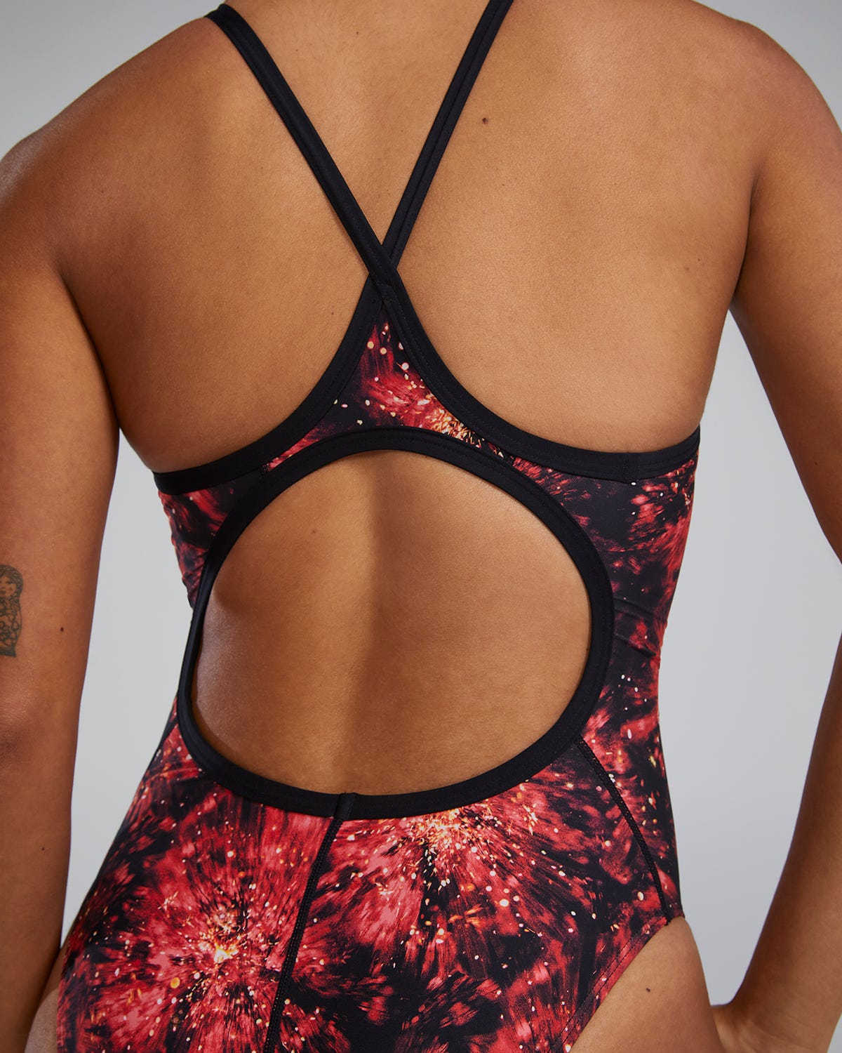 Product image for 610 Red