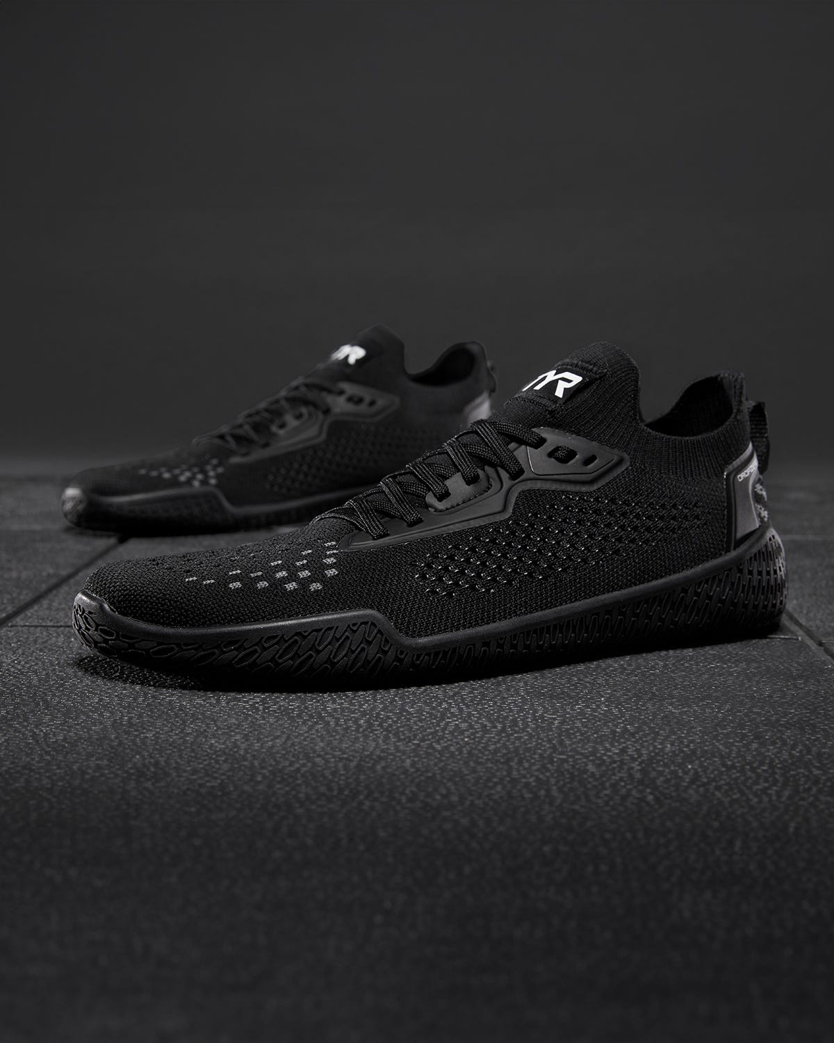 Product image for 001 Black