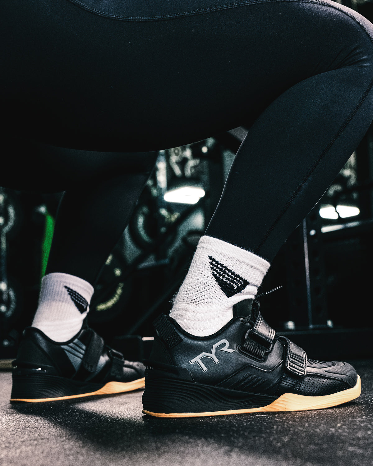Men's L-2 Lifter - Black Gum – TYR US