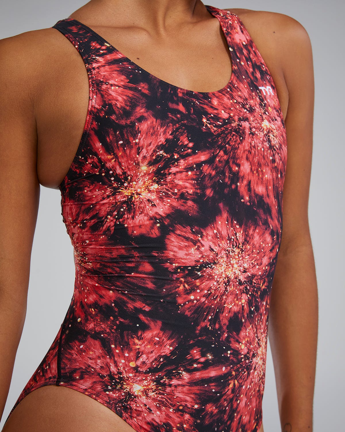 Product image for 610 Red