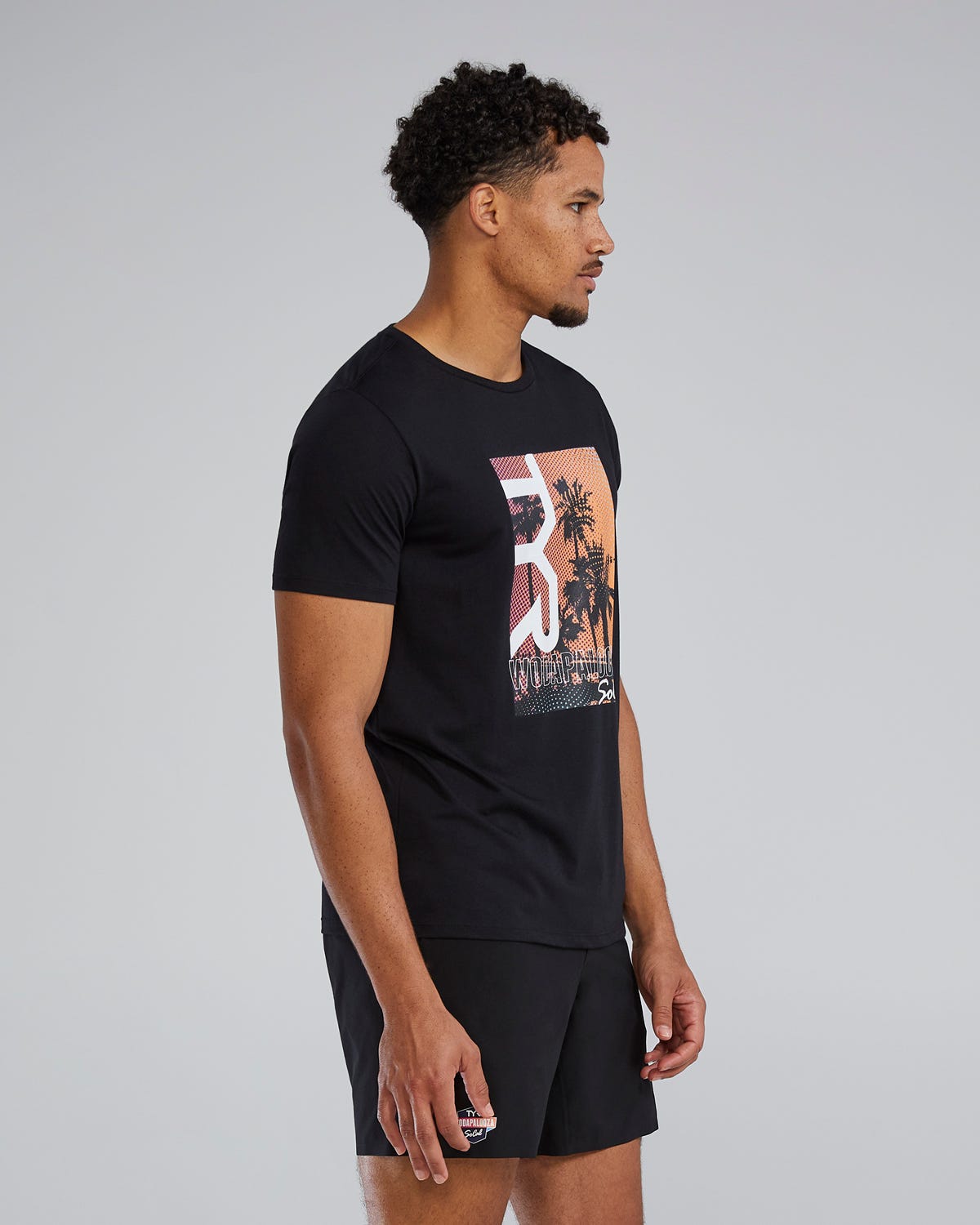 Product image for 001 Black
