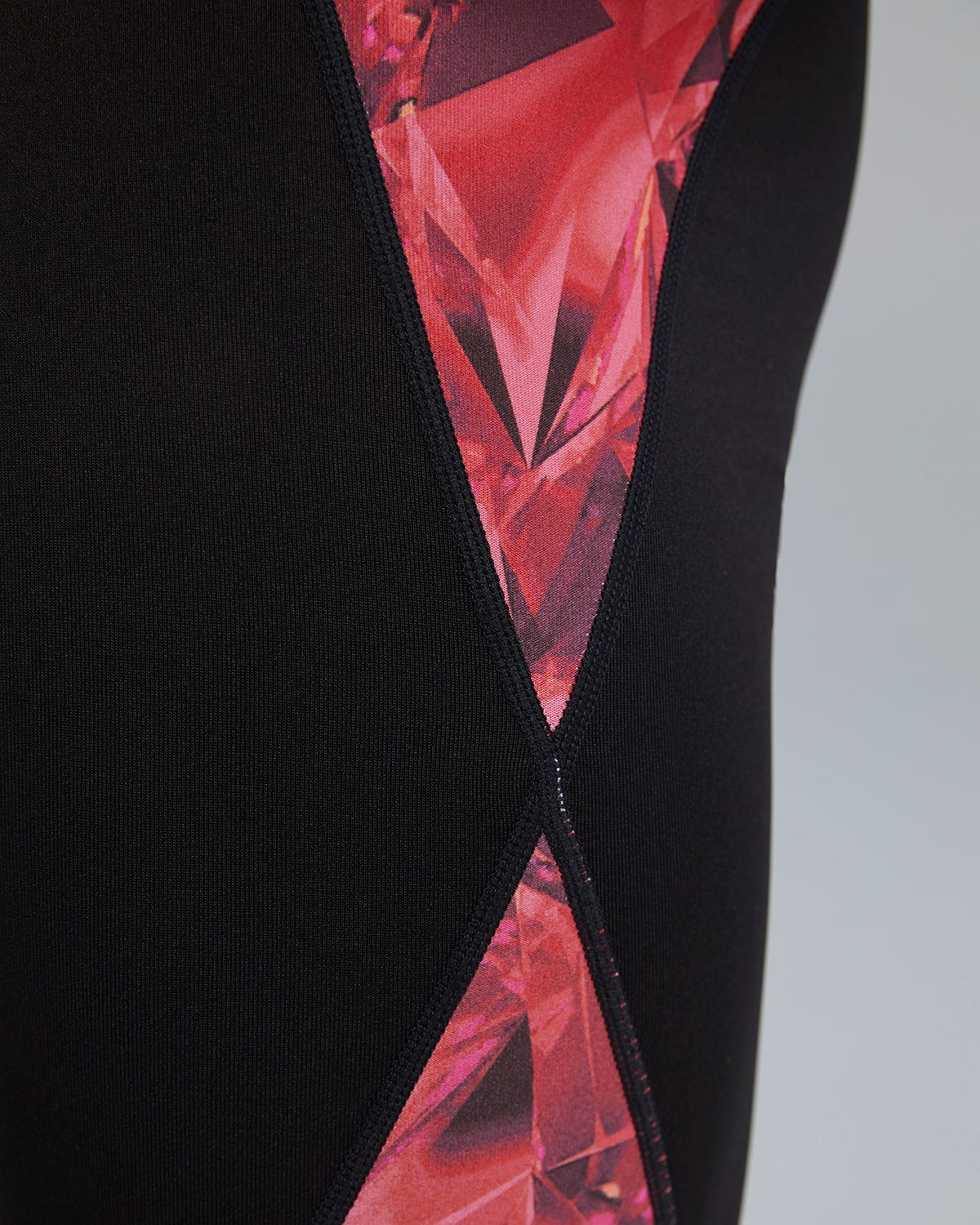 Product image for 610 Red
