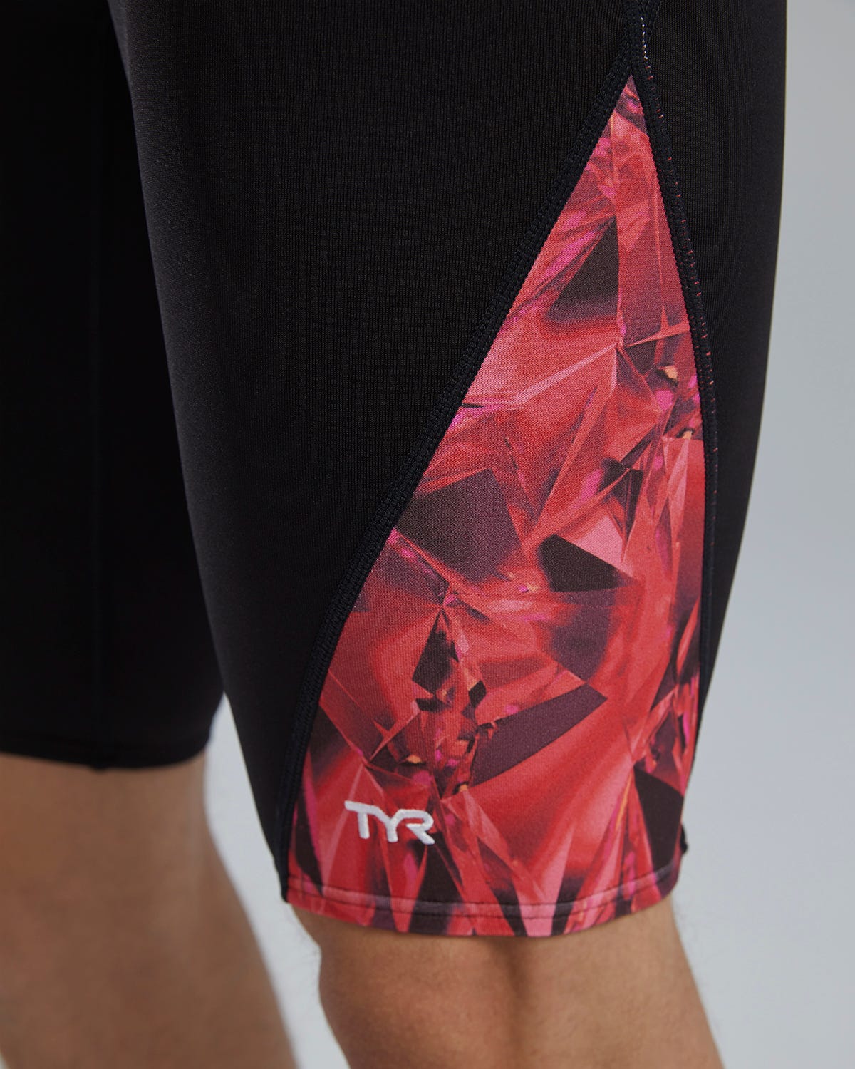 Product image for 610 Red