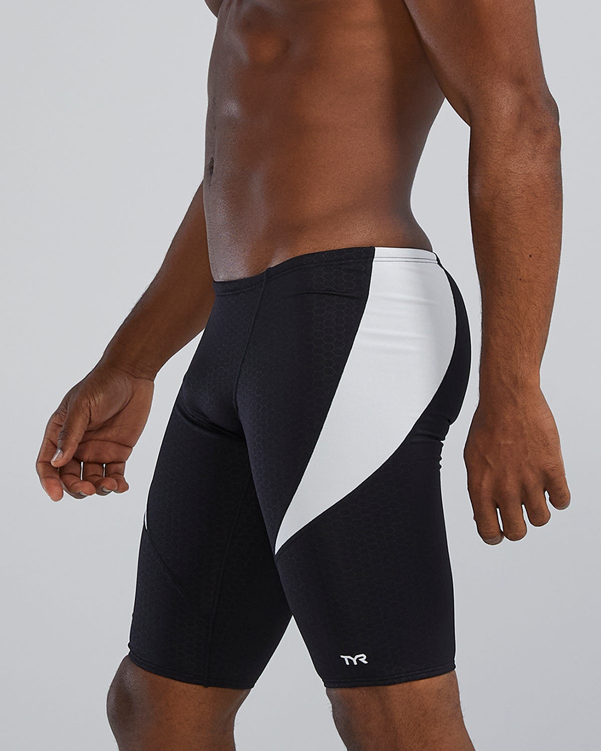 Product image for 060 Black/White