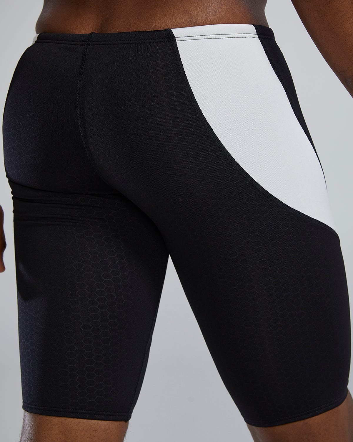 Product image for 060 Black/White