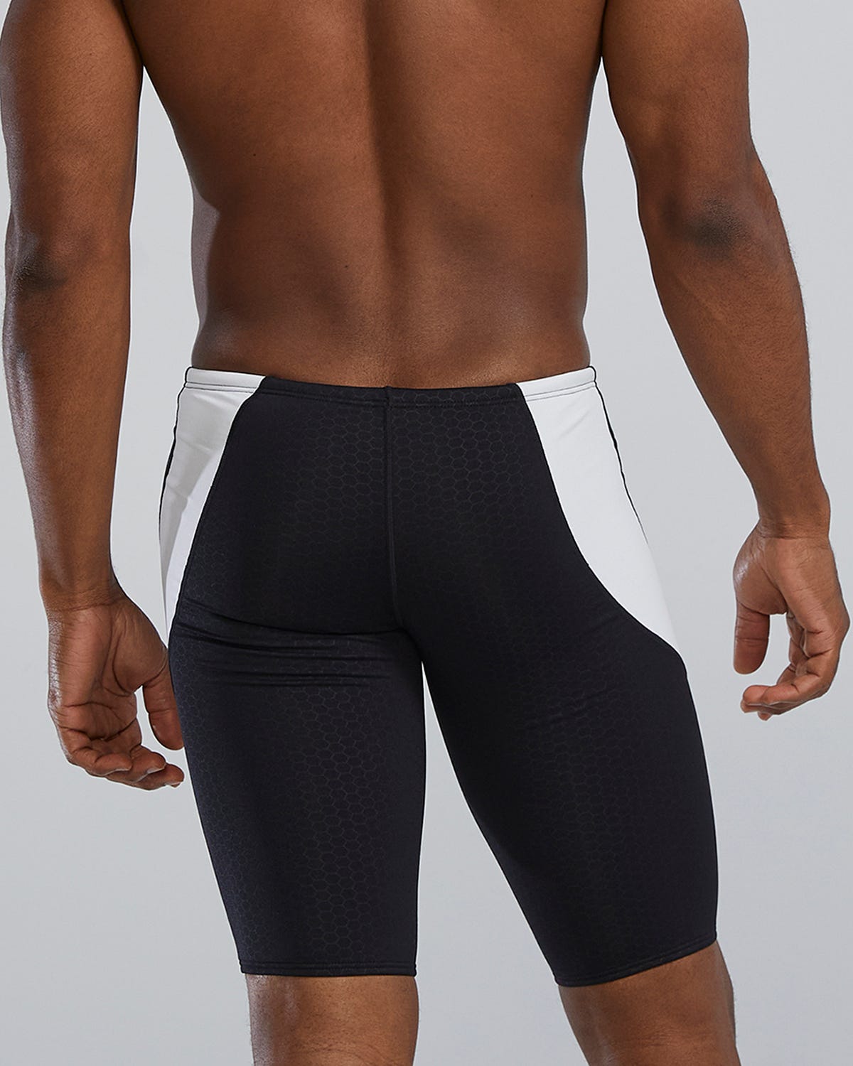 Product image for 060 Black/White