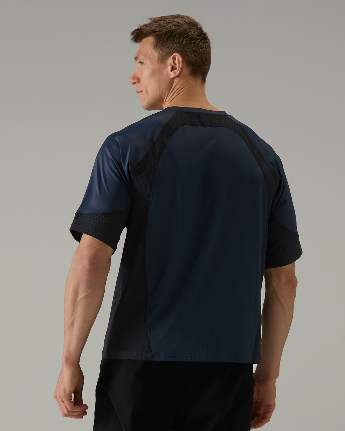 ::422 Blue/Black