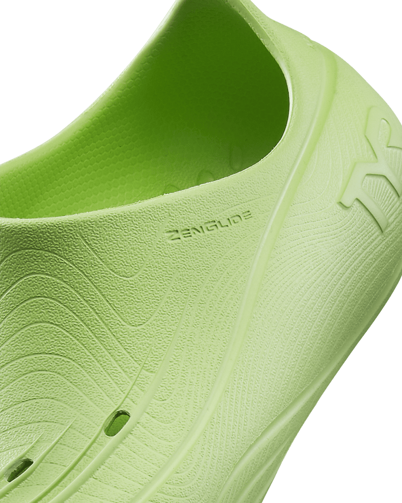 ::300 Light Green
