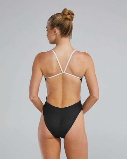 Product image for 060 Black/White