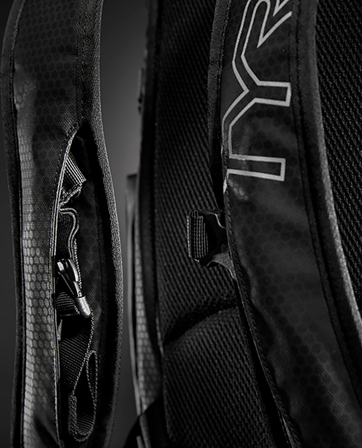 Product image for 001 Black