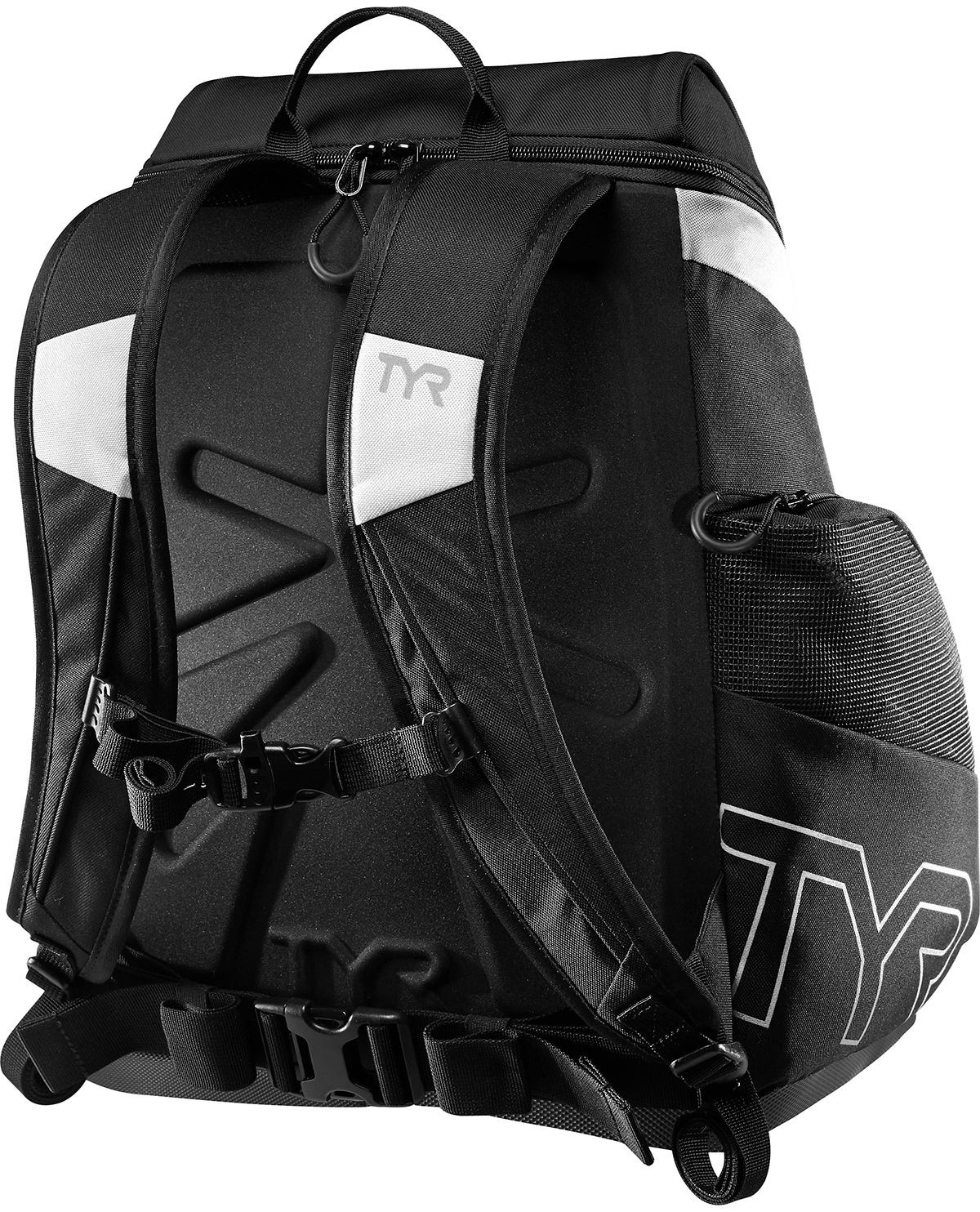 ::001 Black/White