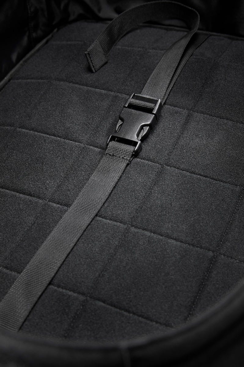 Product image for 001 Black