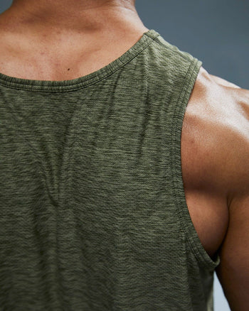 ::930 Olive Night Heather