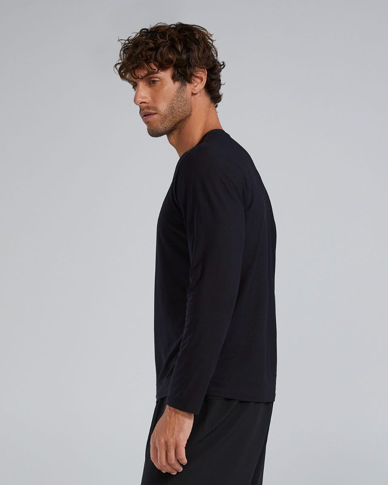 ::001 Black