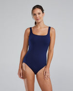 Durafast Elite® Women's Plus Size Scoop Neck Controlfit Swimsuit - Solid